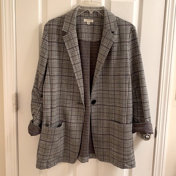 Max Studio Jackets & Blazers - Like New🔥 Max Studio Blazer